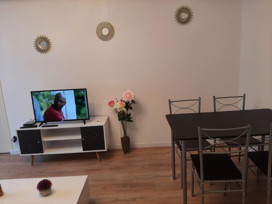 Apartment Bord De Saone *
