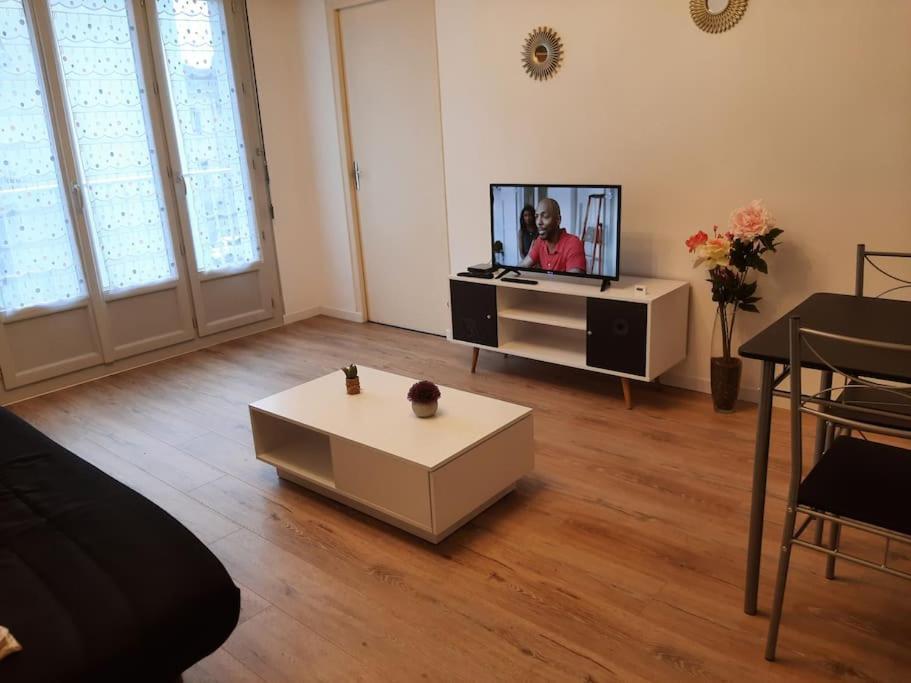 Bord De Saone Apartment Gray